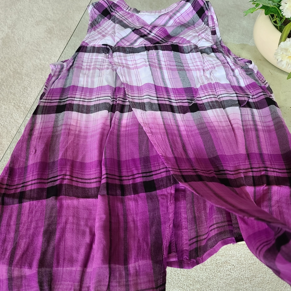 ROCK & REPUBLIC Tulip Back Top - Picture 4 of 6